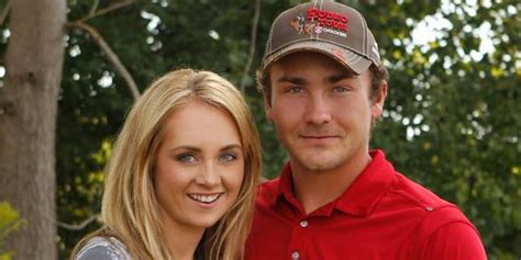 amber marshall sexy|Amber Marshall Bio, Age, Husband, Kids, Height, Net。